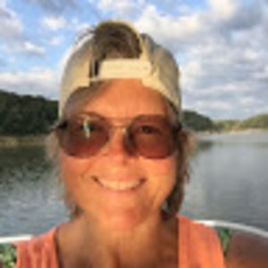 Meet your Posher, Cyndy